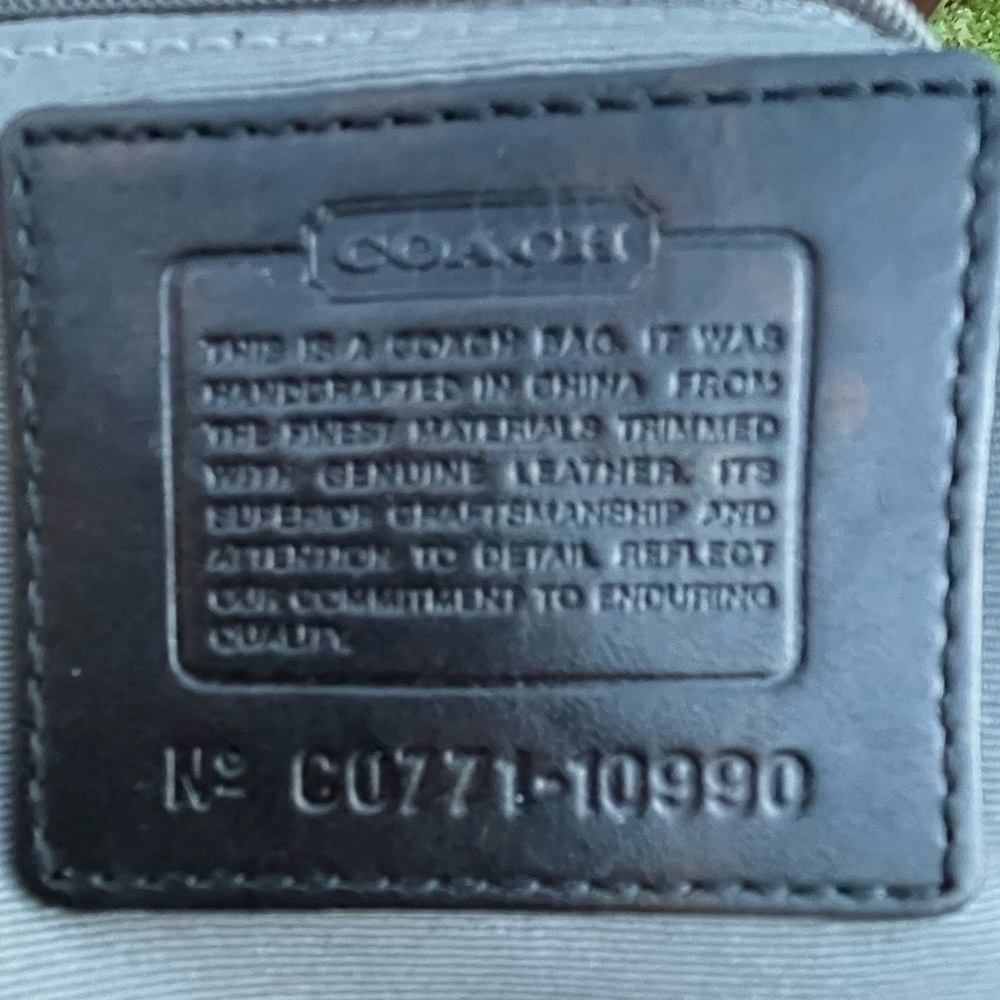 COACH Chelsea Optic Signature Hobo Bag, No. 10990 - Picture 12 of 12